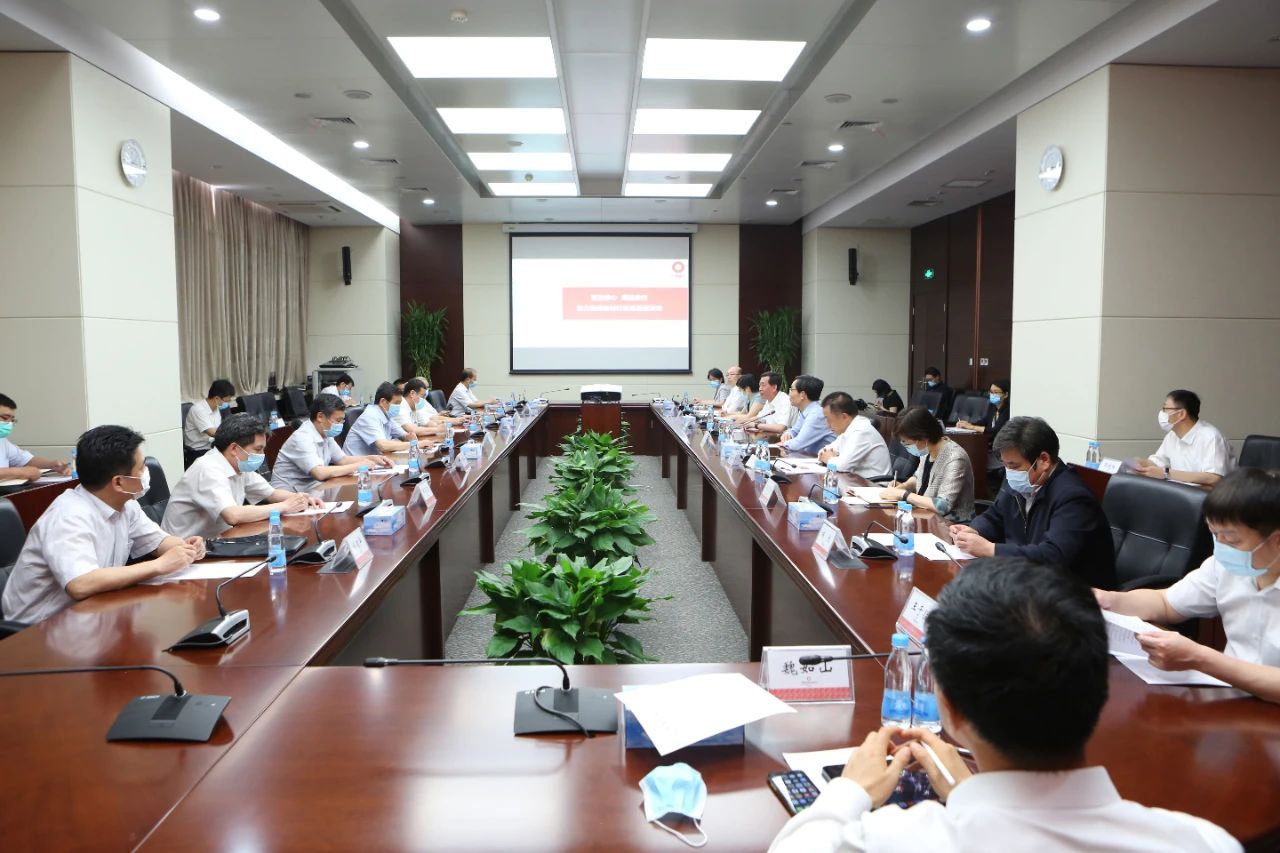 b756762794072820c5a866f790ca2190.jpg b756762794072820c5a866f790ca2190.jpg