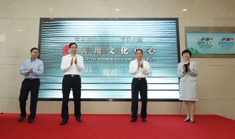 8-27-8.jpg 8-27-8.jpg