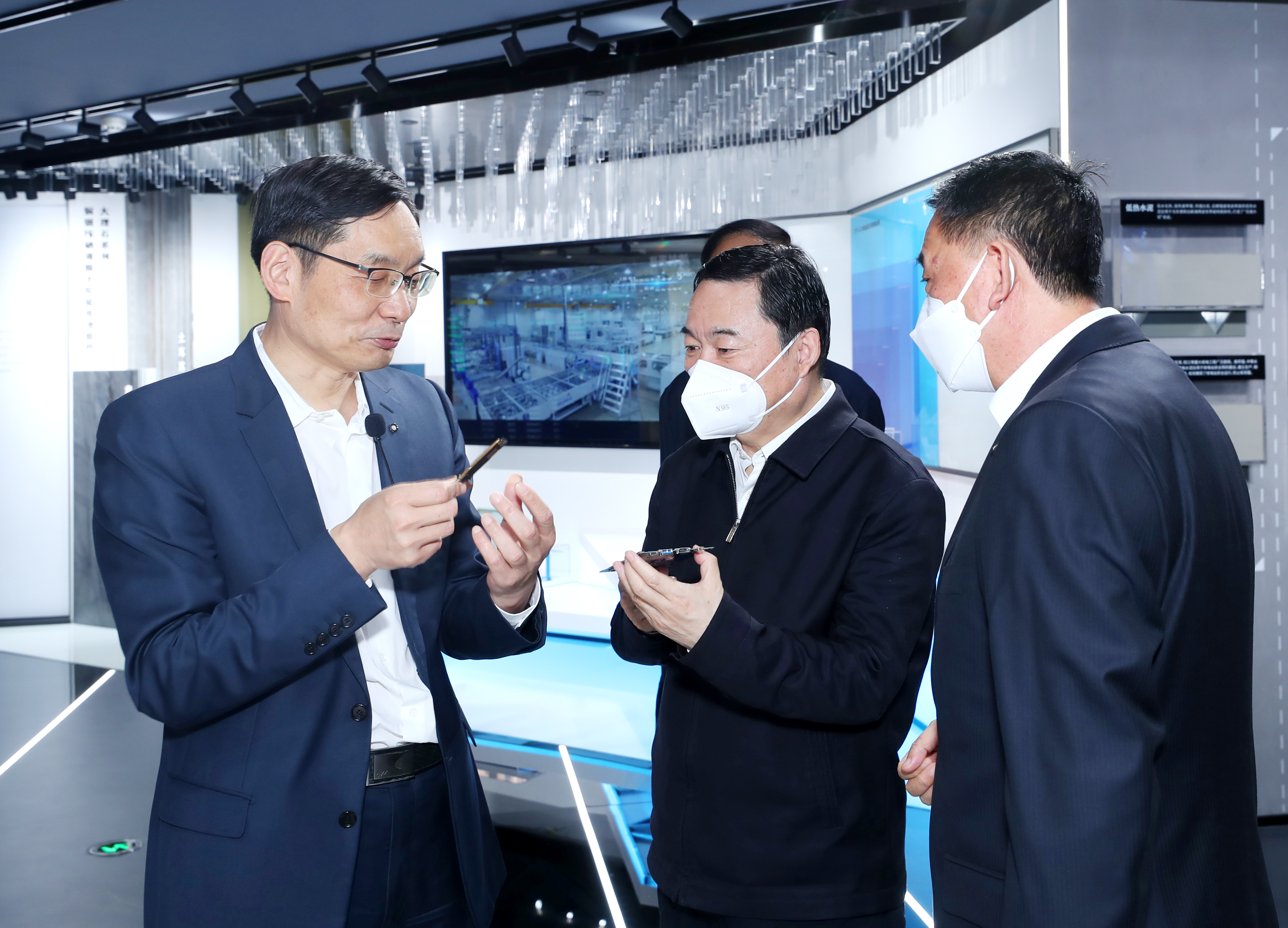 b39c234298cc3135f82c5069cc0c423.jpg b39c234298cc3135f82c5069cc0c423.jpg